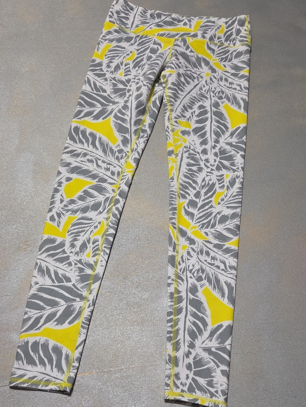ALO Yoga Gray & Yellow Tropical Leaf Leggings